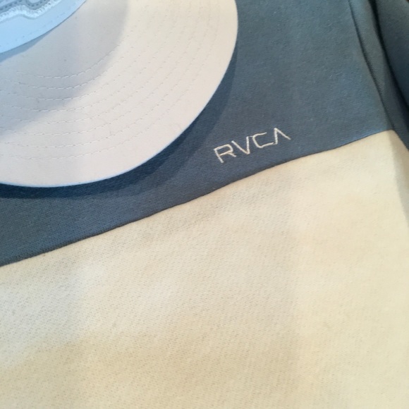 RVCA Fleece Sweatshirt - Picture 2 of 9